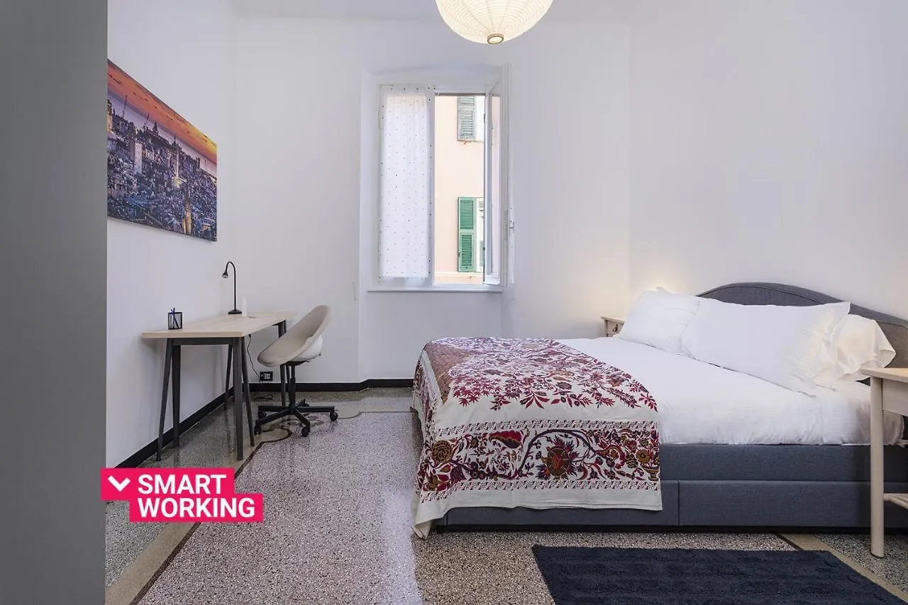 Central & Cozy Apartment By Wonderful Italy Genova