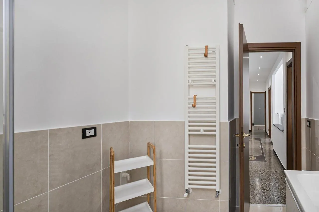 Central & Cozy Apartment By Wonderful Italy Genova