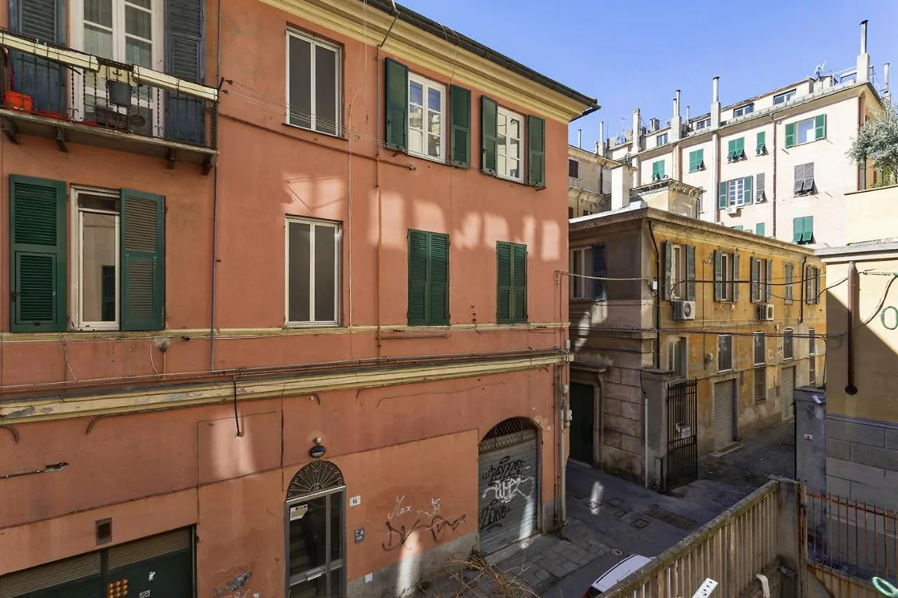 Central & Cozy Apartment By Wonderful Italy Genova